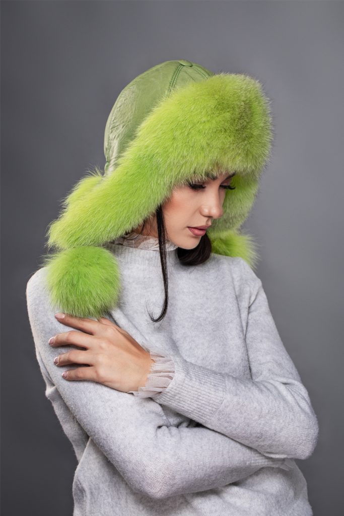 Căciulă din blană naturală de vulpe polară