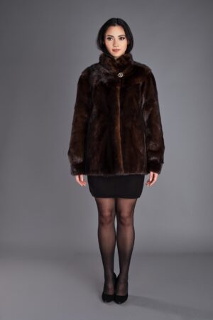 Haină din blană naturală de nurcă