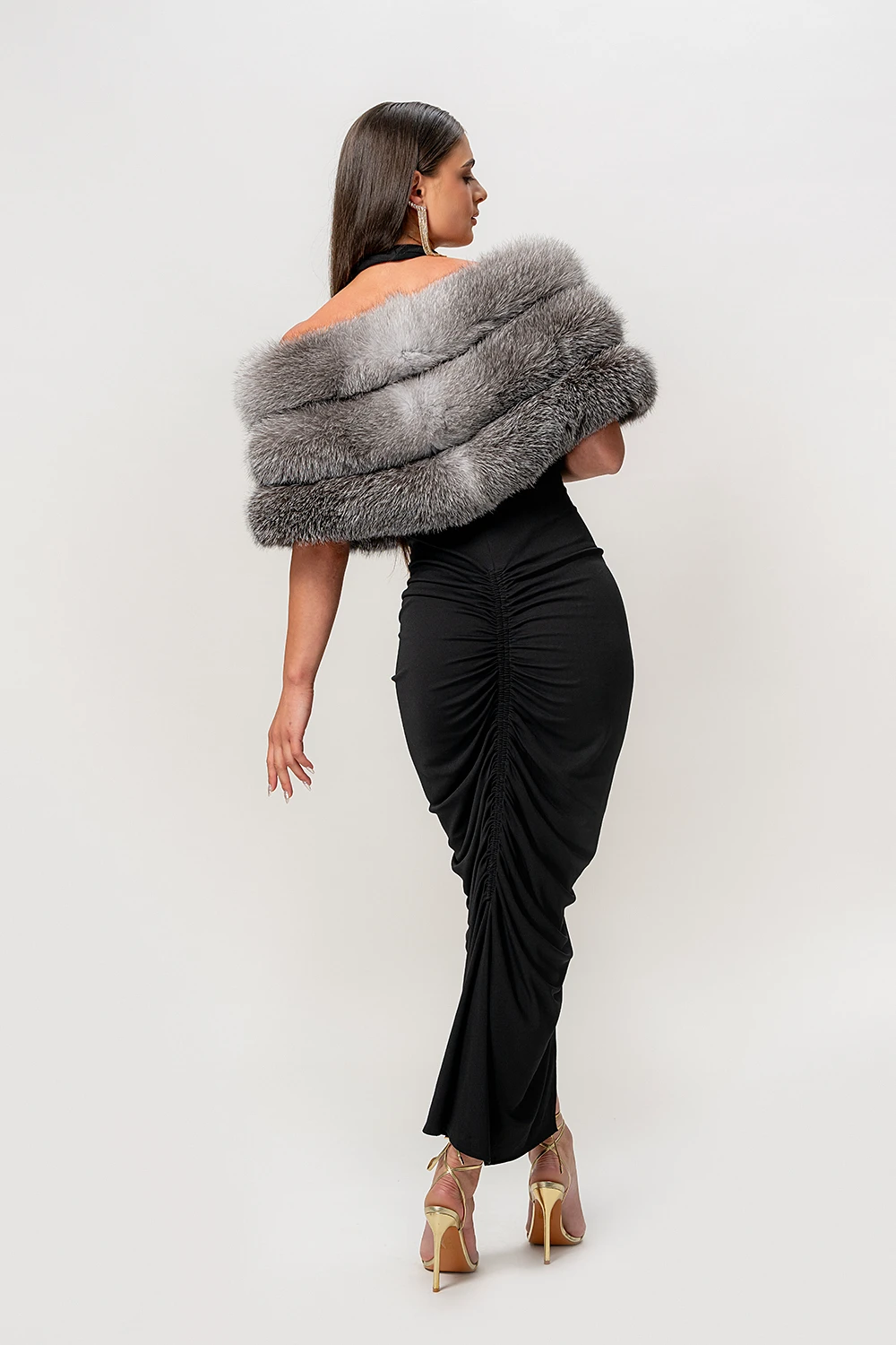 Șal din blană naturală de vulpe polară argintie, BlueFrost - imagine 5