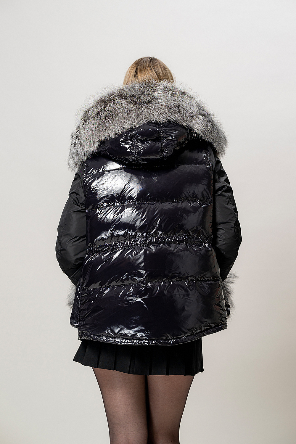 Geacă PARKA Neagră, impermeabilă, cu guler din blană naturală de vulpe argintie și glugă - imagine 3