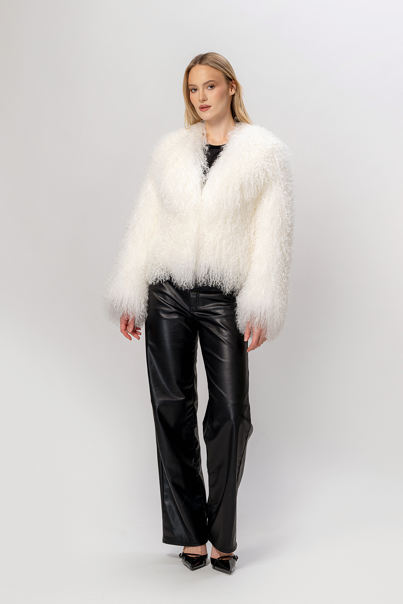 Haină din blană naturală de miel tibetan, Albă - stil modern - imagine 2